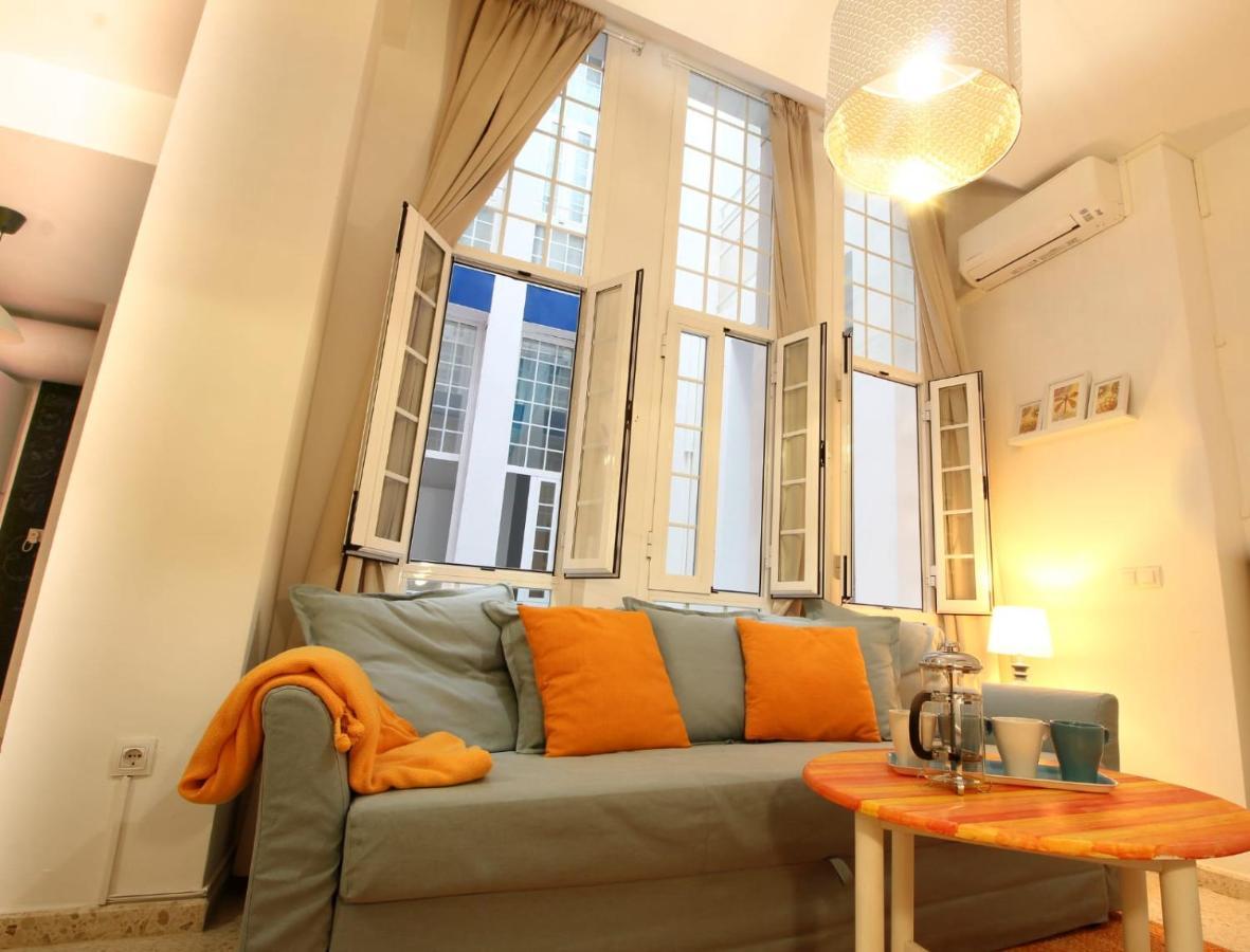 Apartamento Pastora Sevilla Екстериор снимка