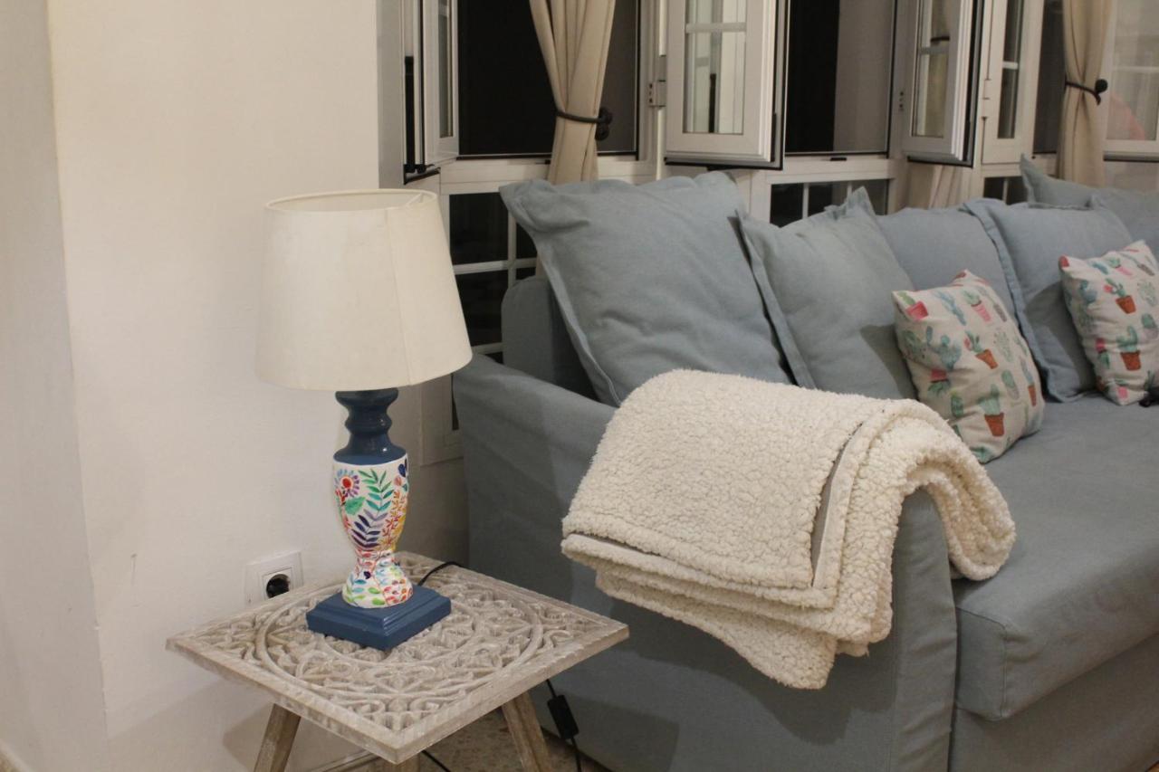 Apartamento Pastora Sevilla Екстериор снимка